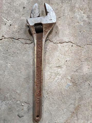 Engelse sleutel/verstelbare Moersleutel 18"/ 450 beschikbaar voor biedingen