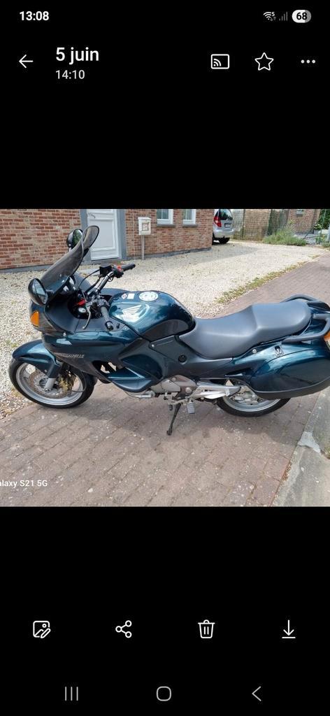 Dauville 650cc avec 7000km RÉEL, Motoren, Motoren | Honda, Particulier, Ophalen