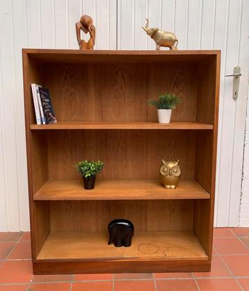 Vintage boekenkast/plank  beschikbaar voor biedingen