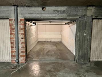 Ondergrondse garage te huur in Ganshoren beschikbaar voor biedingen