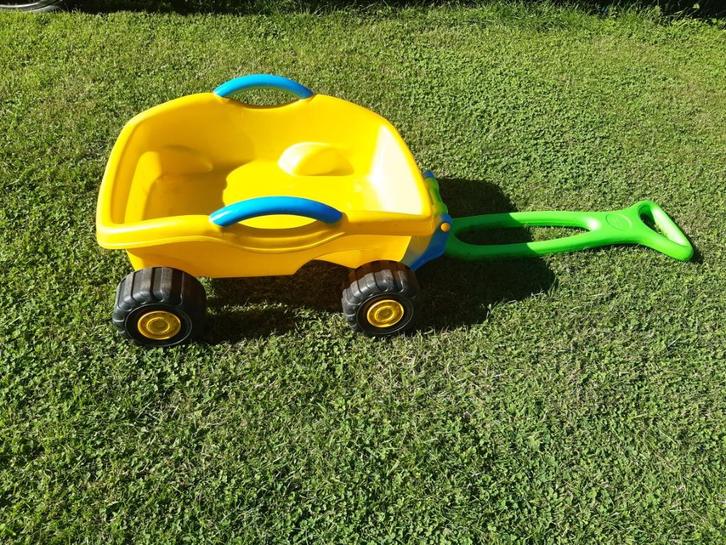 Speelgoedkar of Speelgoed kruiwagen, Kinderen en Baby's, Speelgoed | Buiten | Los speelgoed, Zo goed als nieuw, Ophalen of Verzenden