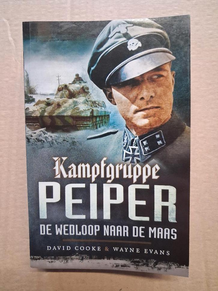 livre ancien = poivre, Collections, Objets militaires | Général, Armée de terre, Enlèvement ou Envoi