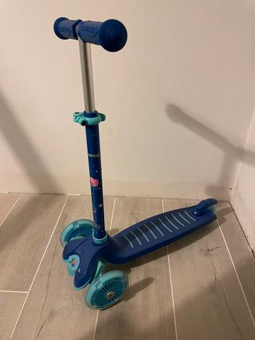 Blauwe peppa pig step met led lampjes beschikbaar voor biedingen