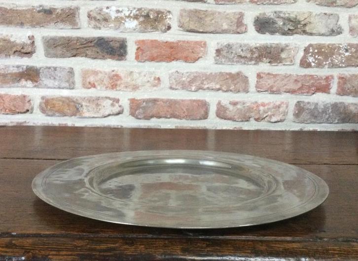 Een Ronde Portugese Tinnen Schaal, Antiek en Kunst, Antiek | Tin, Ophalen