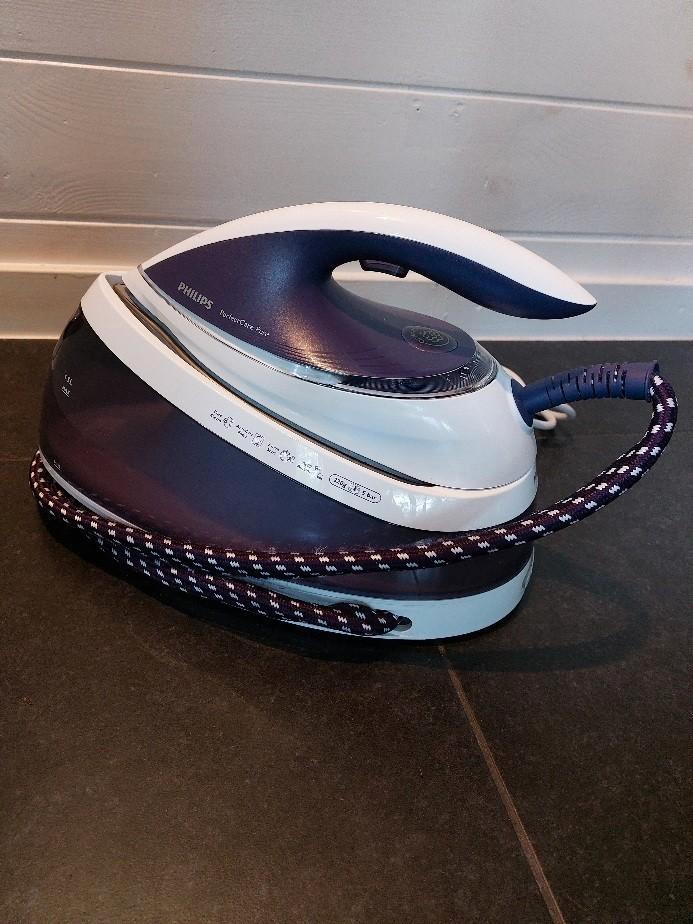 Strijkijzer met stoomgenerator Philips PerfectCare Pure, Elektronische apparatuur, Strijkijzers en Strijkplanken, Gebruikt, Ophalen