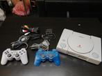 Playstation 1 met 2 controllers, Games en Spelcomputers, Spelcomputers | Sony PlayStation 1, Ophalen of Verzenden, Zo goed als nieuw
