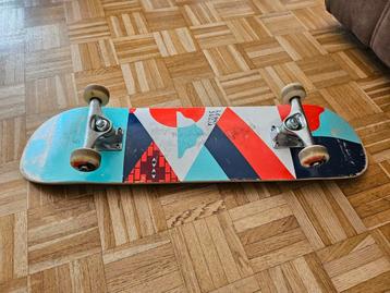 Skateboard  adulte et adolecent  beschikbaar voor biedingen