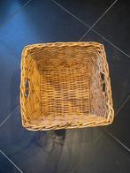 rieten mandje, Ophalen, Mand, Zo goed als nieuw, Riet