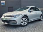 VW Golf 1.0 TSI OPF Life carplay/camera/sfeerver/acc/LED, Autos, Volkswagen, Argent ou Gris, Euro 6, Boîte manuelle, 107 g/km