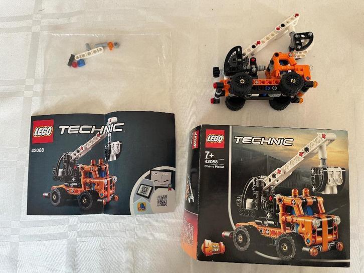 cherry picker (hoogwerker) - Lego Technic 42088 voor 7+, Enfants & Bébés, Jouets | Duplo & Lego, Comme neuf, Lego, Ensemble complet