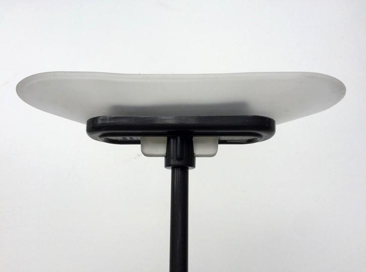 Vintage Arteluce Jill staanlamp, Huis en Inrichting, Lampen | Vloerlampen, Zo goed als nieuw, 150 tot 200 cm, Glas, Metaal, Ophalen of Verzenden