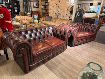 Stoere chesterfield salon 2 x 2,5 Zits rood bruin leer beschikbaar voor biedingen