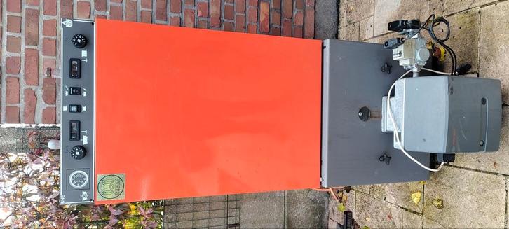 Gasgestookte verwarmingsketel ACV BNE met Weishaupt-brander, Doe-het-zelf en Bouw, Chauffageketels en Boilers, Gebruikt, Boiler
