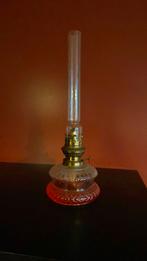 Glazen petroleum lamp., Antiek en Kunst, Ophalen