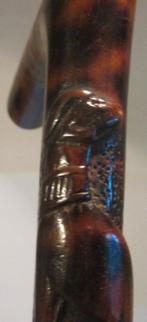 très belle canne de marche ancienne avec chien WS4, Envoi