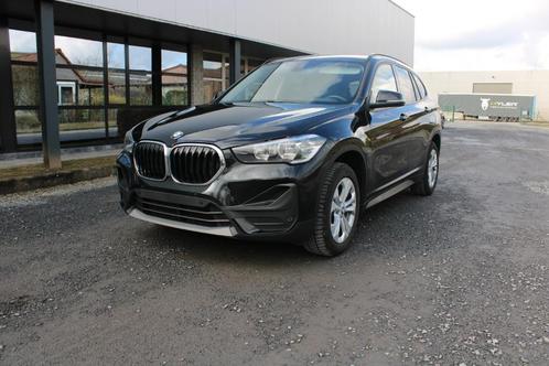 BMW X1 DSG 18 iA LEDER NAVIGATIE CRUISE PARKEERSENSOREN, Auto's, BMW, Bedrijf, Te koop, X1, Adaptieve lichten, Airbags, Airconditioning