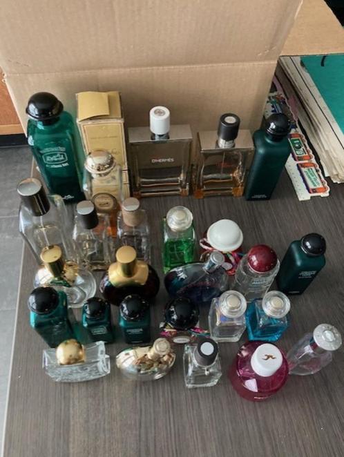 lot lege flessen h e r me s, Verzamelen, Parfumverzamelingen, Zo goed als nieuw, Parfumfles, Ophalen of Verzenden