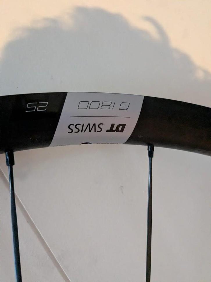 Paire de roues Gravel DT Swiss G1800 Spline 25 (neuves), Vélos & Vélomoteurs, Vélos Pièces, Neuf, Roue, Enlèvement