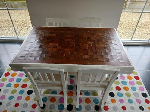 Witte vintage tafel met inlegpatroonblad incl 4 stoelen, Huis en Inrichting, Tafels | Eettafels, Gebruikt, 50 tot 100 cm, 150 tot 200 cm