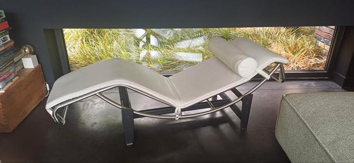 Corbusier LC4 chaise longue replica, Huis en Inrichting, Zetels | Zetels en Chaises Longues, Zo goed als nieuw, Ophalen
