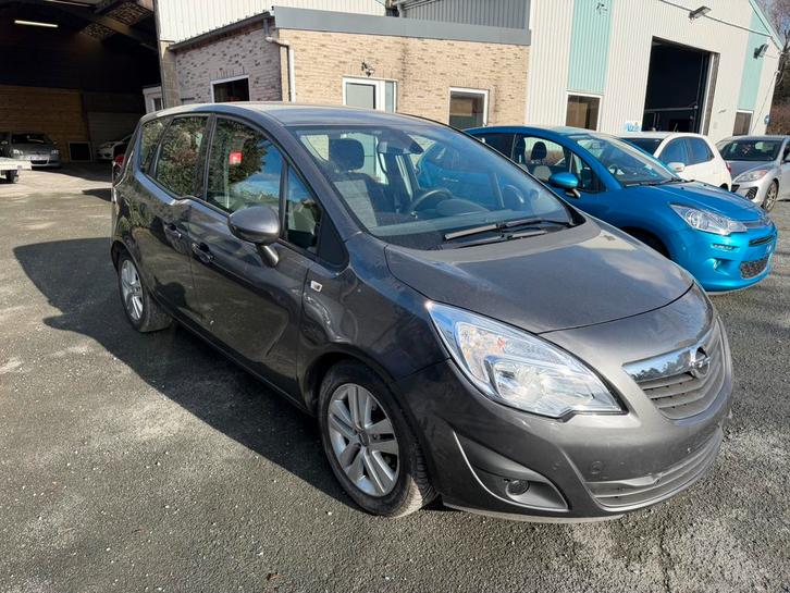Opel meriva automatique 1.7 euro5, Autos, Opel, Entreprise, Achat, Meriva, ABS, Airbags, Air conditionné, Ordinateur de bord, Verrouillage central