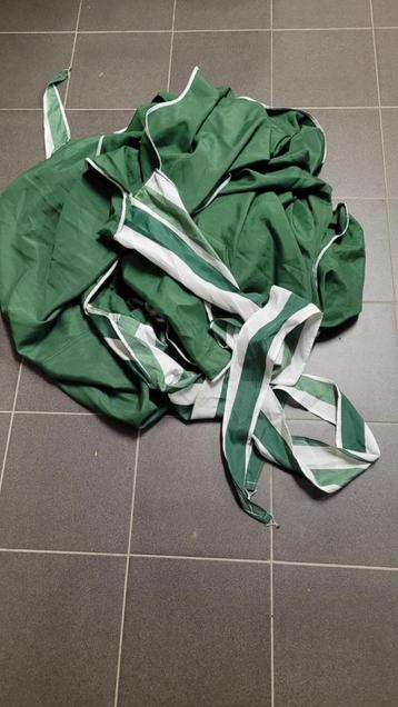 Tissu tonnelle (sans armature) beschikbaar voor biedingen