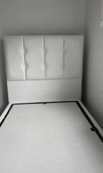 Eenpersoonsbed 120x200cm, Huis en Inrichting, Slaapkamer | Boxsprings, Ophalen, Zo goed als nieuw