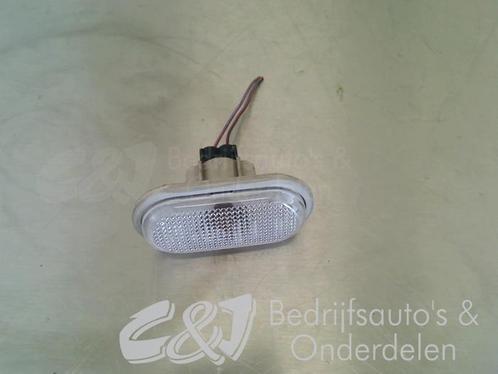 Clignotant protection avant gauche d'un Fiat Ducato, Autos : Pièces & Accessoires, Éclairage, Fiat, Utilisé, 3 mois de garantie