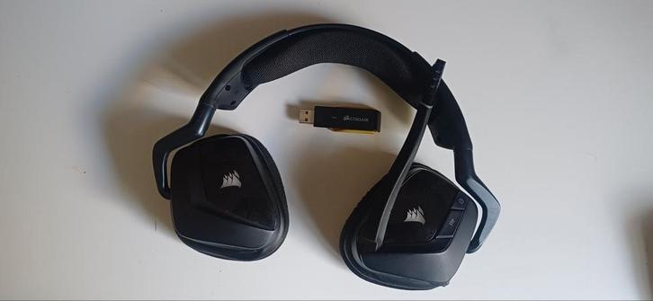 corsair void elite headset, Computers en Software, Headsets, Gebruikt, Over-ear, Draadloos, Gaming headset, Ophalen