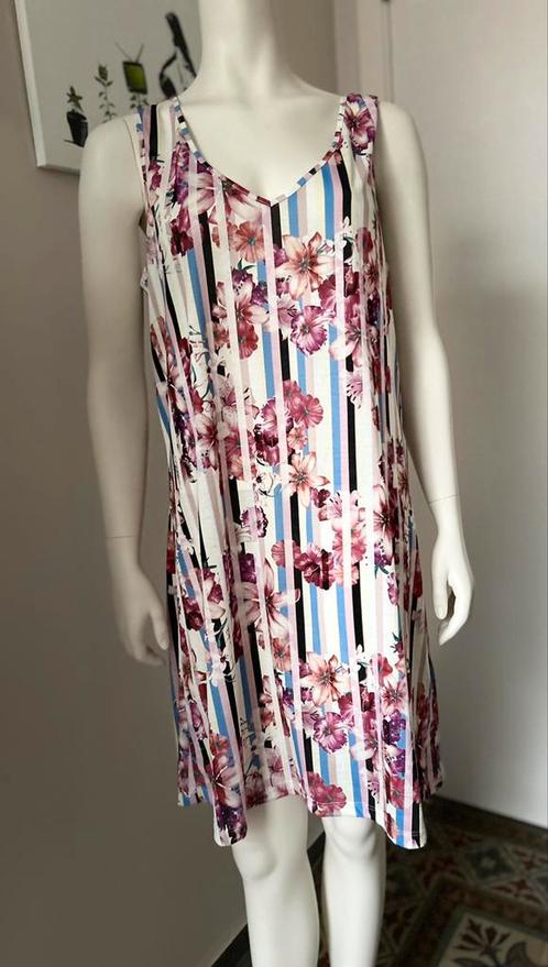 Twin-set robe de plage motifs taille XL, Vêtements | Femmes, Robes