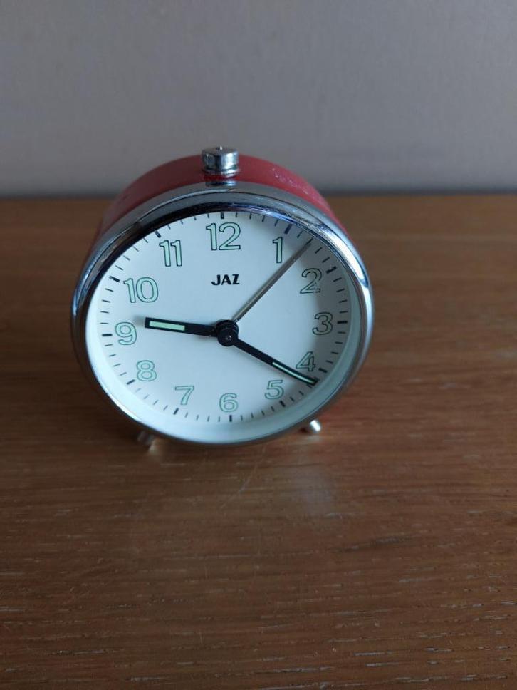 Rode vintage handmatige wekker Jaz TIC TAC, Antiek en Kunst, Curiosa en Brocante, Ophalen of Verzenden