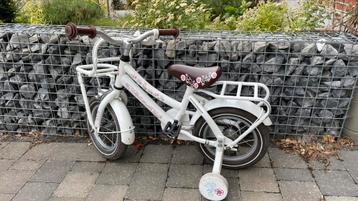 12” kinderfiets met zijwieltjes  beschikbaar voor biedingen