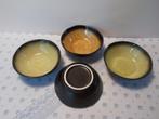 4 apero/dessert Schaaltjes (2xGroen en 2xBruin), Ophalen of Verzenden, Zo goed als nieuw, Aardewerk, Schaal of Schalen