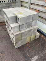 Betonblokken 60 stuks 0,45€/stuk, Ophalen, Zo goed als nieuw
