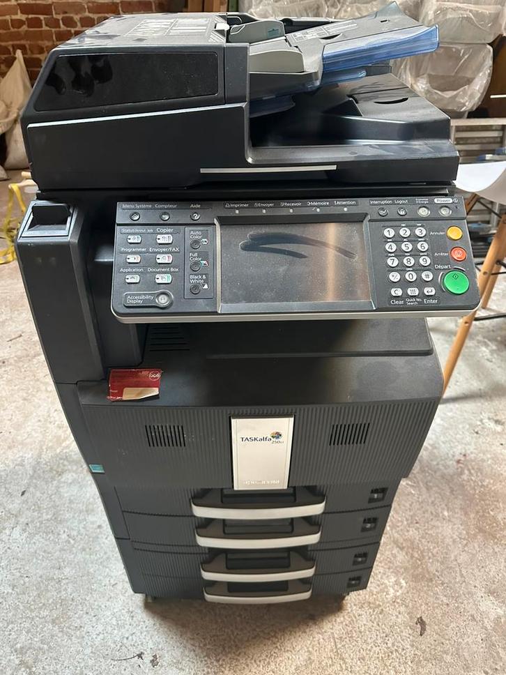 Imprimante TASKALFA 250 ci, Computers en Software, Printers, Zo goed als nieuw, Printer, Ophalen of Verzenden