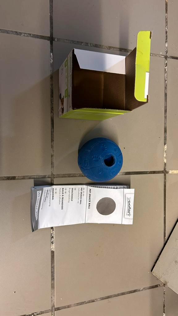 Voederbal voor kleine honden en katten - donkerblauw, Dieren en Toebehoren, Hondenspeelgoed, Nieuw, Ophalen
