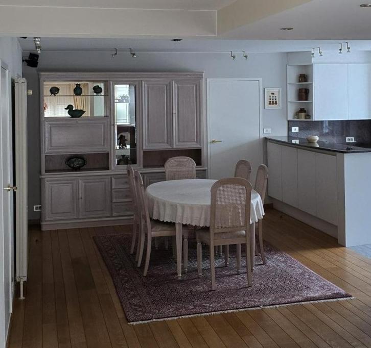 Eetplaats + onder- en bovenkast + 6 stoelen, Huis en Inrichting, Complete eetkamers, Zo goed als nieuw, 6 tot 8 stoelen, Ophalen