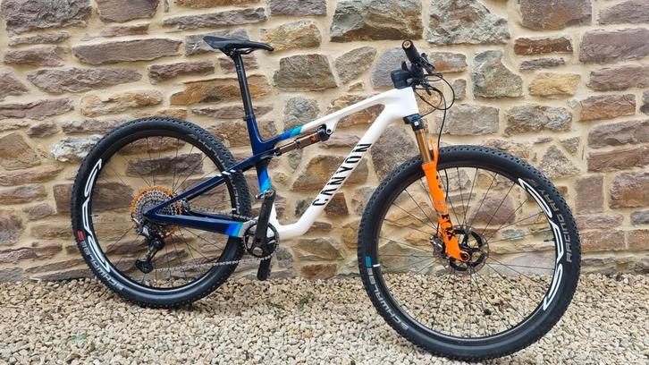 Canyon Lux CFR world cup medium, Fietsen en Brommers, Fietsen | Mountainbikes en ATB, Gebruikt, Ophalen