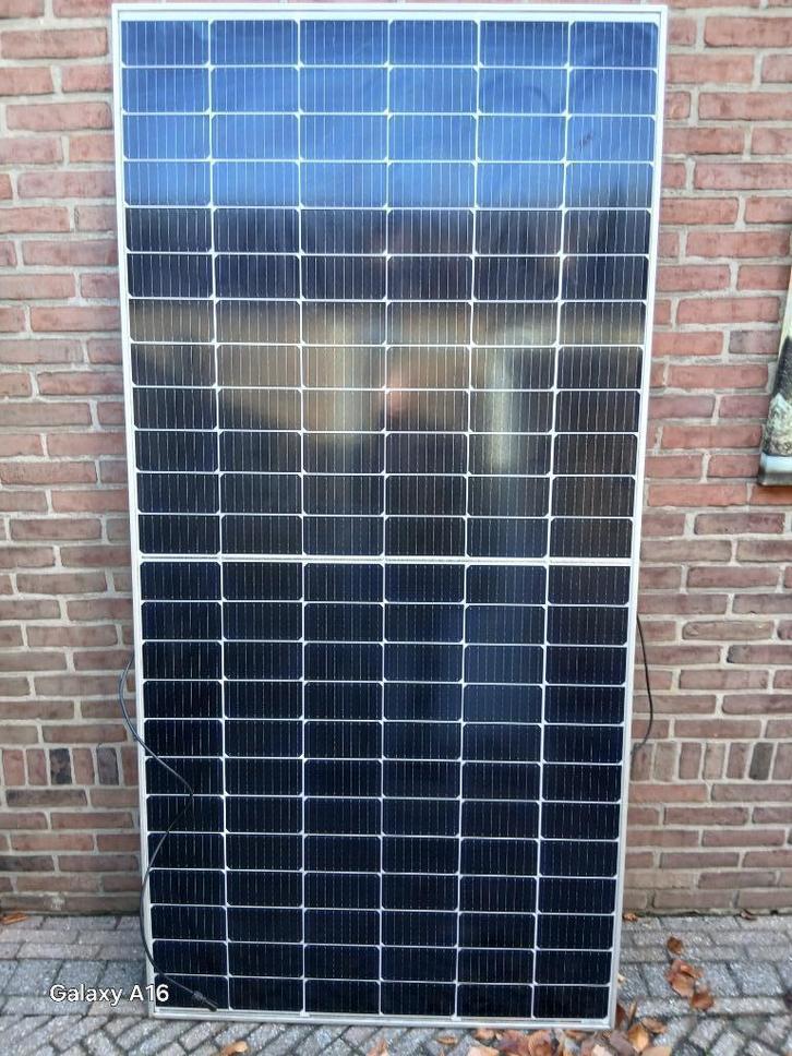 zonnepanelen, Doe-het-zelf en Bouw, Zonnepanelen en Toebehoren, Nieuw, Paneel, 200 wattpiek of meer, Ophalen