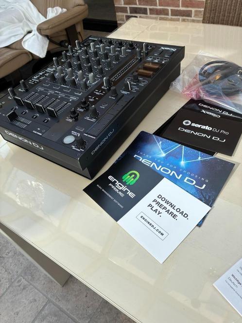 DENON X1800 + Decksaver, Muziek en Instrumenten, Mengpanelen, Zo goed als nieuw, 5 tot 10 kanalen, Microfooningang, Ophalen of Verzenden