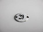 Oude kleine ovale geëmailleerde plaat nummer „29", Antiek en Kunst, Ophalen of Verzenden