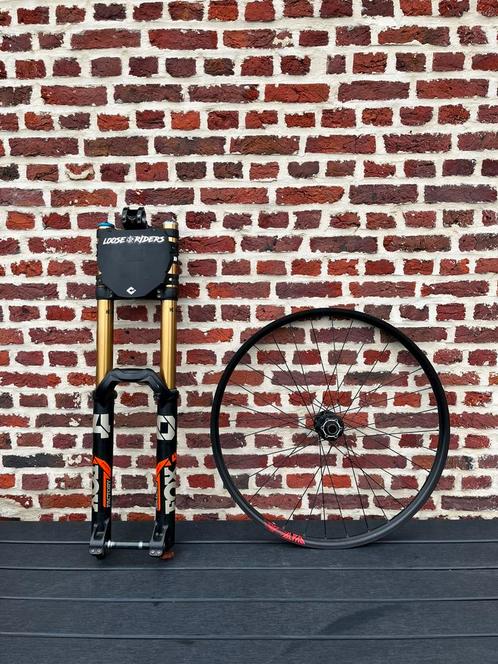 Downhill frame en vering, Fietsen en Brommers, Fietsonderdelen, Gebruikt, Mountainbike, Frame, Ophalen