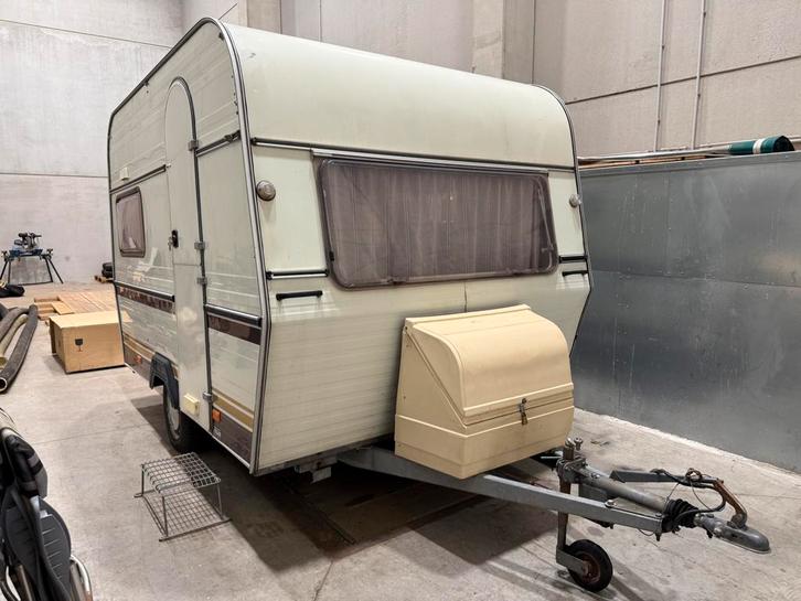 Keuringsvrije caravan 625kg, Caravans en Kamperen, Caravans, Bedrijf, Koelkast, Ophalen