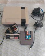 NINTENDO NES 1985 ORIGINEEL, Games en Spelcomputers, Ophalen of Verzenden, Zo goed als nieuw, Met 2 controllers, Met games