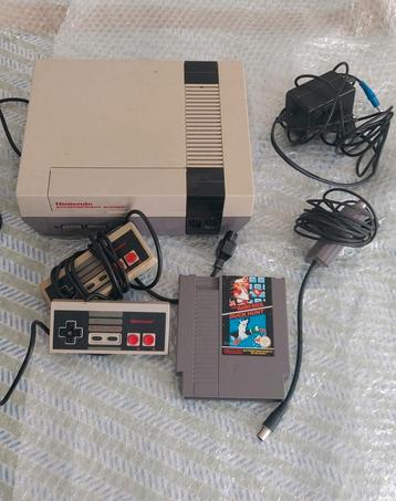 NINTENDO NES 1985 ORIGINEEL  beschikbaar voor biedingen