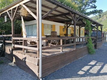 Vintage stacaravan met terras op camping in Luxemburg (L), Caravans en Kamperen, Stacaravans, Tot en met 4