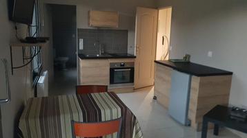 location studio meublé, 20 à 35 m², Tournai