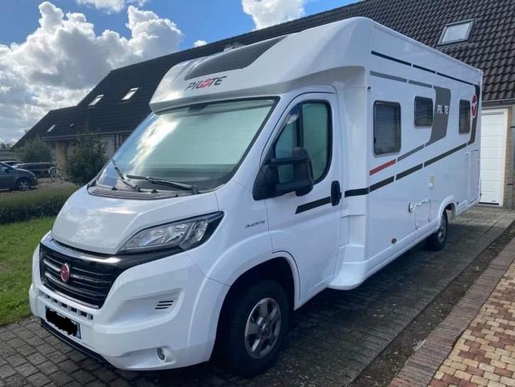 C.C. Pilote P726FC selection - 7,2 m - Fiat-bagagedrager, Caravans en Kamperen, Mobilhomes, Particulier, tot en met 4, Half-integraal