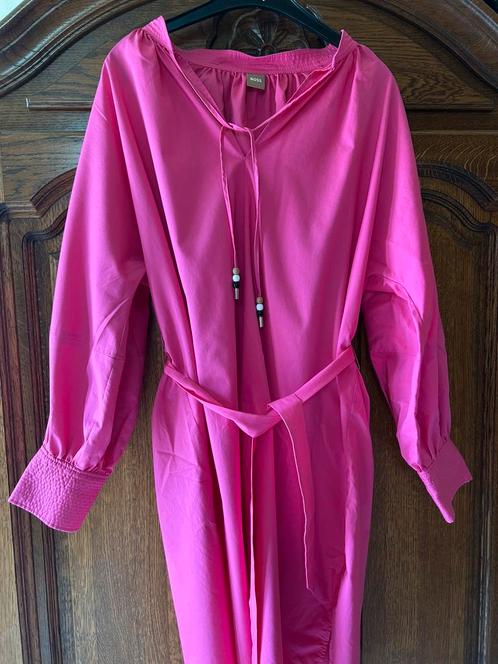 Roze jurk Hugo Boss, Kleding | Dames, Jurken, Nieuw, Maat 42/44 (L), Roze, Onder de knie, Verzenden
