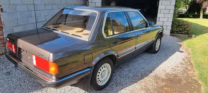 Bmw E30  316 1986 avec 37000 km reel, Auto's, BMW, Particulier, 3 Reeks, Benzine, Berline, 4 deurs, Handgeschakeld, Bruin, Beige